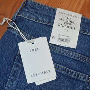 Free Assembly 90s straight leg jeans, size 10, NWT